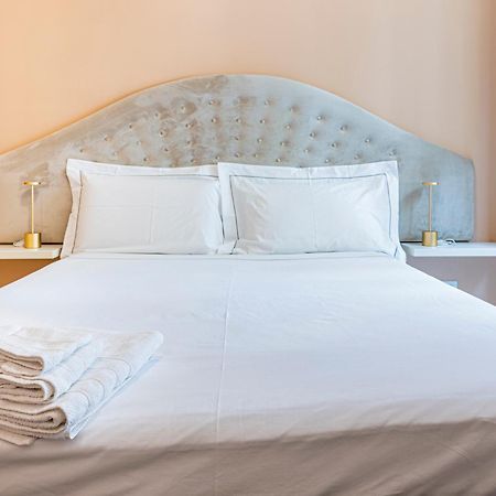Luxury Sant'Ambrogio Apartment Milano Exteriör bild