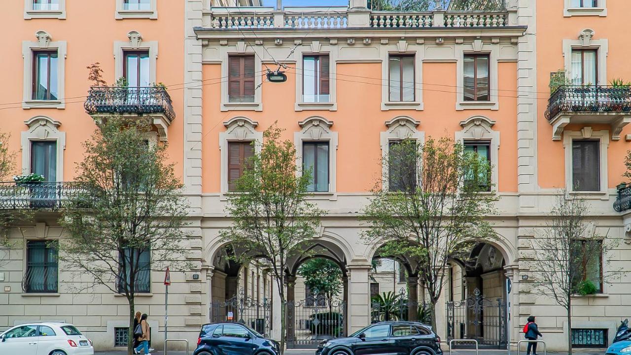 Luxury Sant'Ambrogio Apartment Milano Exteriör bild